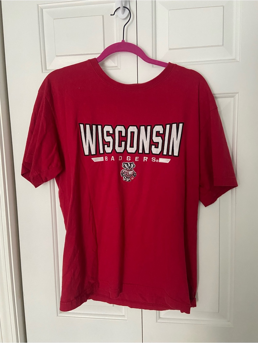 wisconsin badgers 100% cotton t shirt